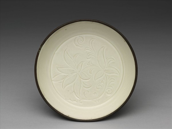 定窯 白瓷劃花蓮花紋洗