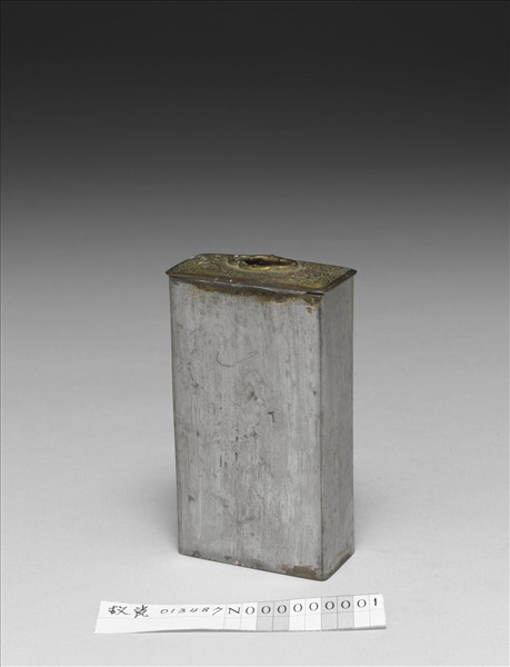 官窯 粉青三登方壺(附件)