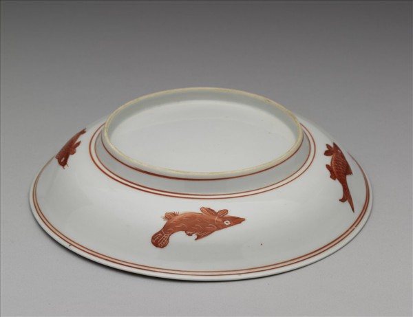 描紅五魚紋盤