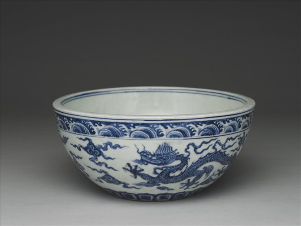 青花雲龍紋缽