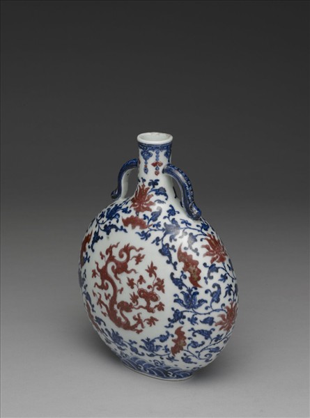 青花釉裡紅夔龍紋扁壺