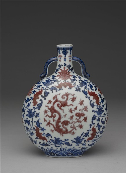 青花釉裡紅夔龍紋扁壺