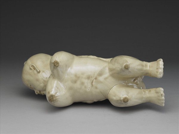 定窯 蓮花紋嬰兒枕