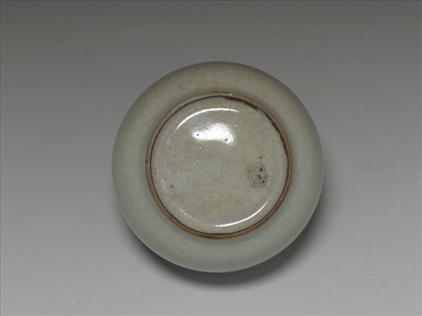 青瓷圓罐