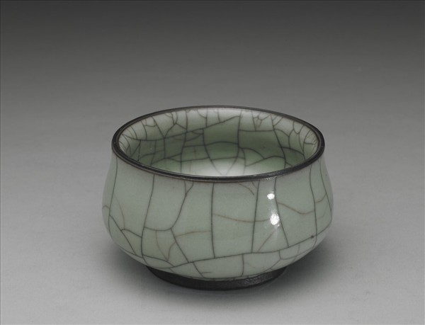 青瓷圓爐