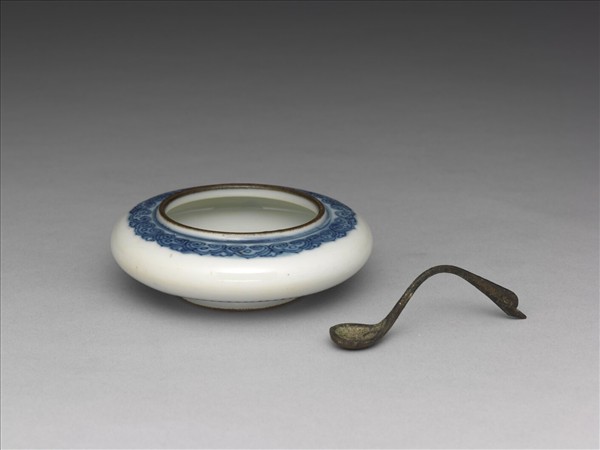青花如意雲紋水盂