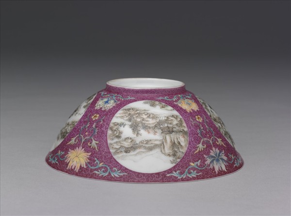 洋彩洋紅地開光四季山水碗