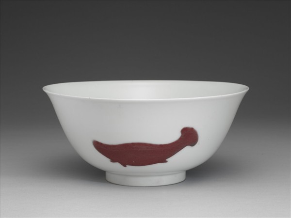 釉裡紅三魚紋碗