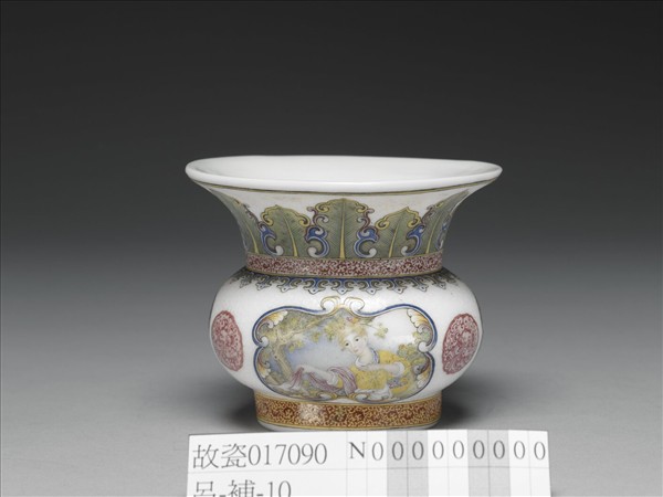 玻璃胎畫琺瑯西洋仕女渣斗