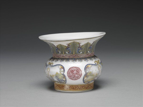 玻璃胎畫琺瑯西洋仕女渣斗