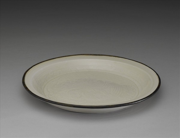 定窯 白瓷印花鳳凰紋盤