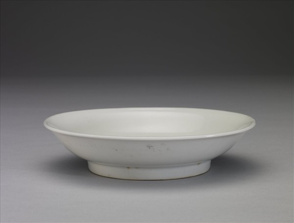 白瓷碟