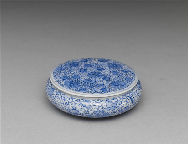 青花蓮花紋印泥盒