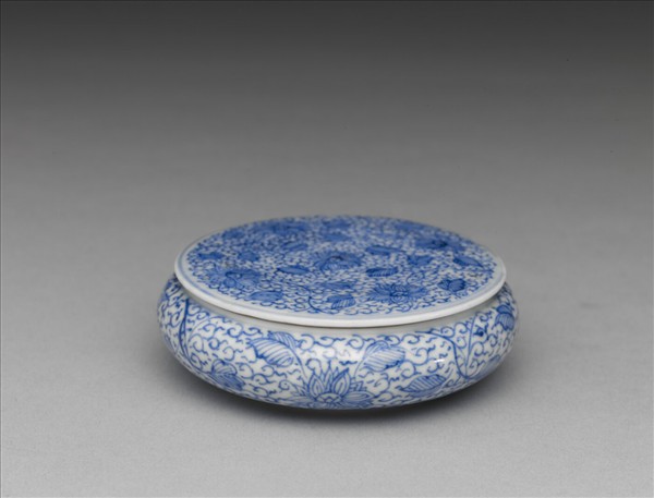 青花蓮花紋印泥盒