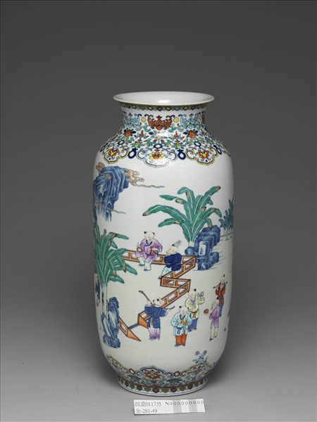 粉彩嬰戲圖燈籠尊