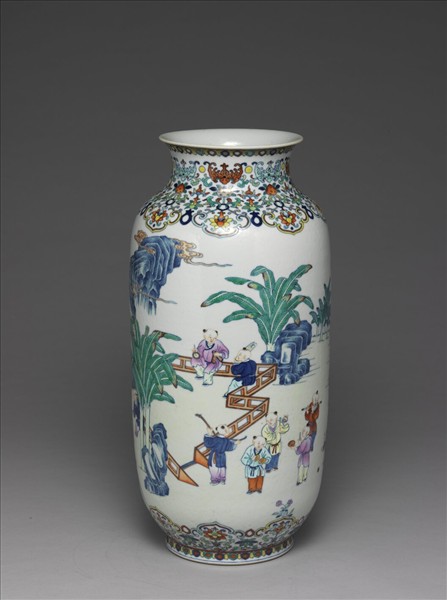 粉彩嬰戲圖燈籠尊