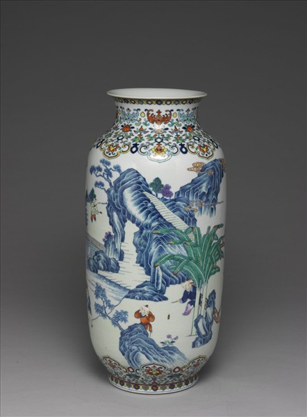 粉彩嬰戲圖燈籠尊