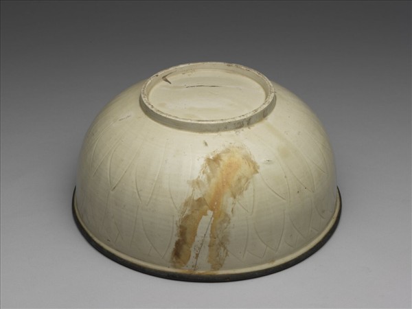 定窯 白瓷劃花蓮花紋碗