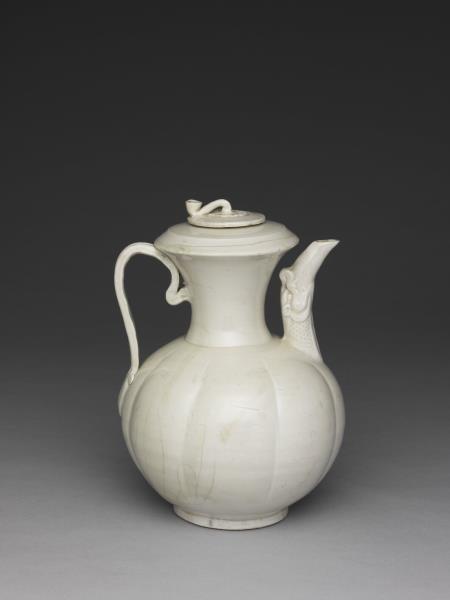 定窯 白瓷龍口執壺
