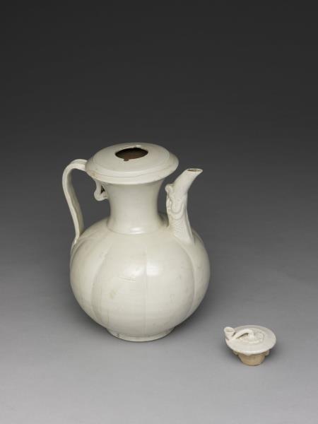 定窯 白瓷龍口執壺