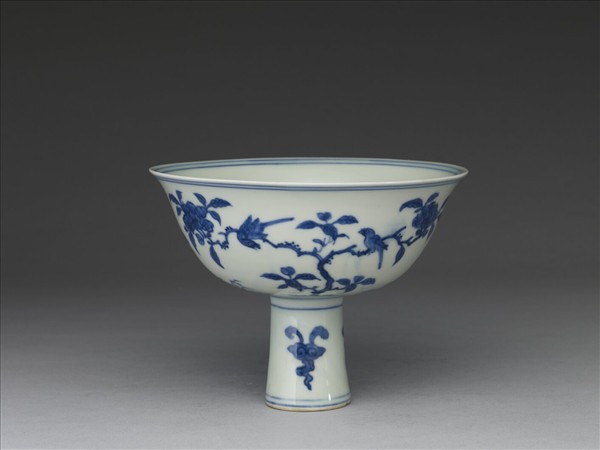 青花花鳥紋高足碗