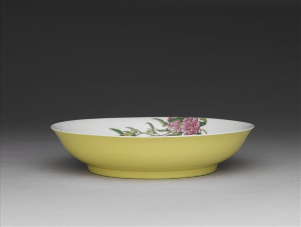 琺瑯彩瓷花竹圖盤