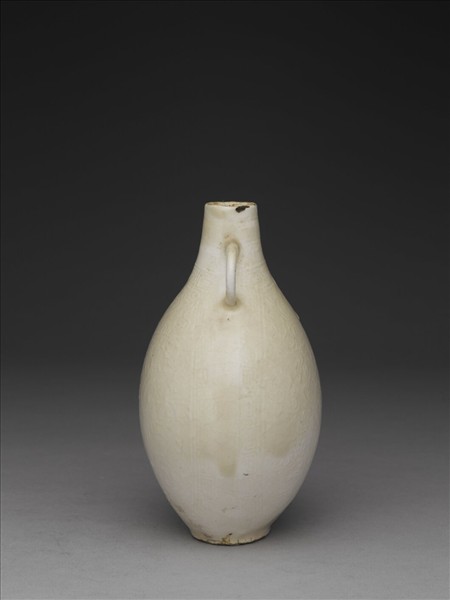 白瓷印花鳳紋雙耳扁壺