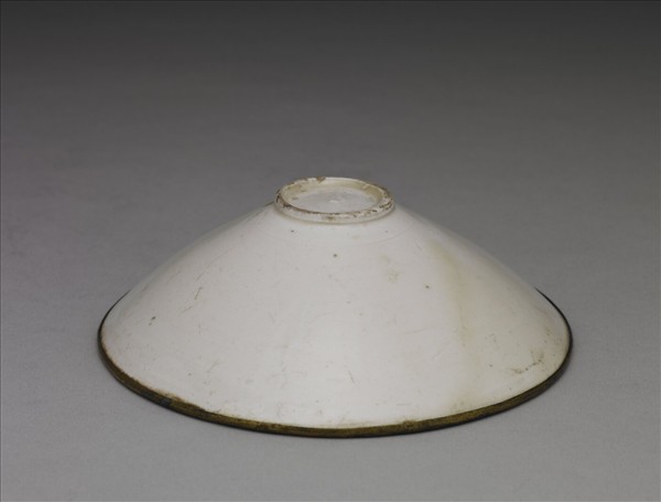 定窯 白瓷劃花蓮花紋碗