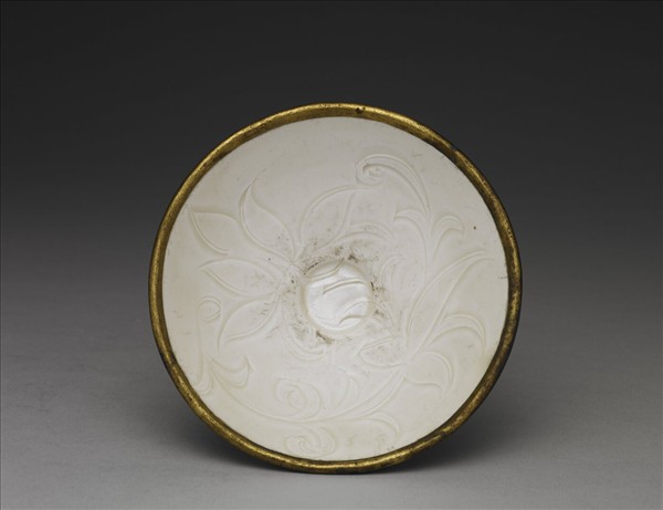 定窯 白瓷劃花蓮花紋碗