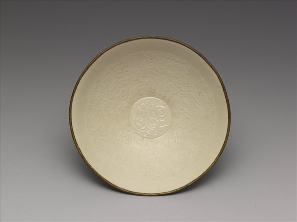 定窯 白瓷印花雲雁瓜瓞紋碗