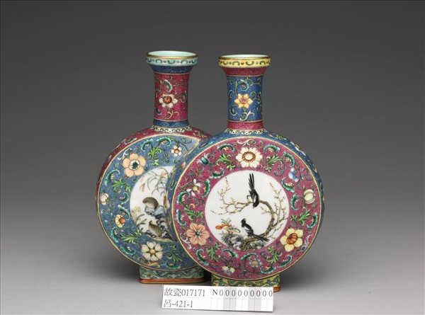 洋彩開光花鳥紋雙連瓶