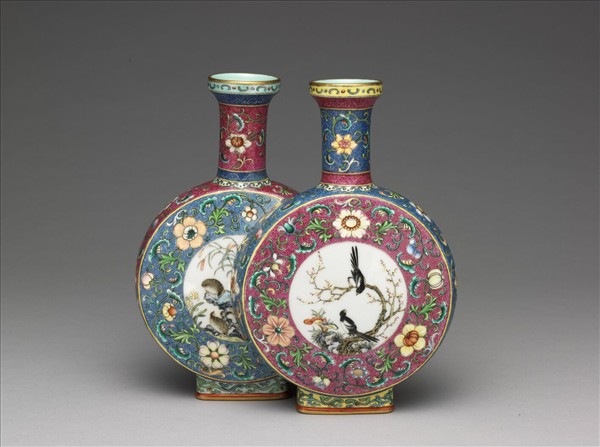 洋彩開光花鳥紋雙連瓶