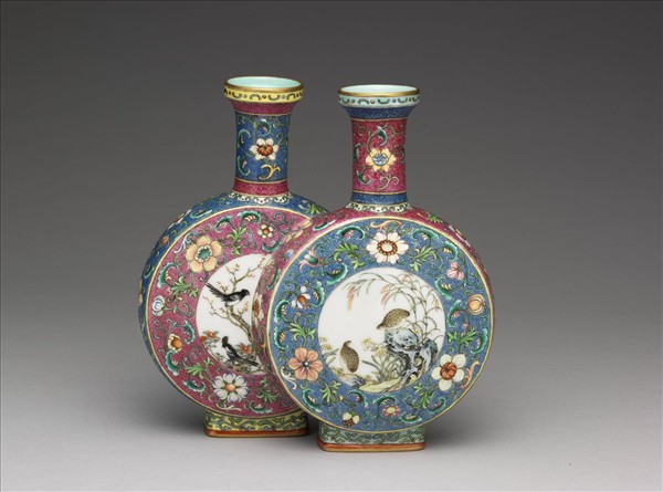 洋彩開光花鳥紋雙連瓶