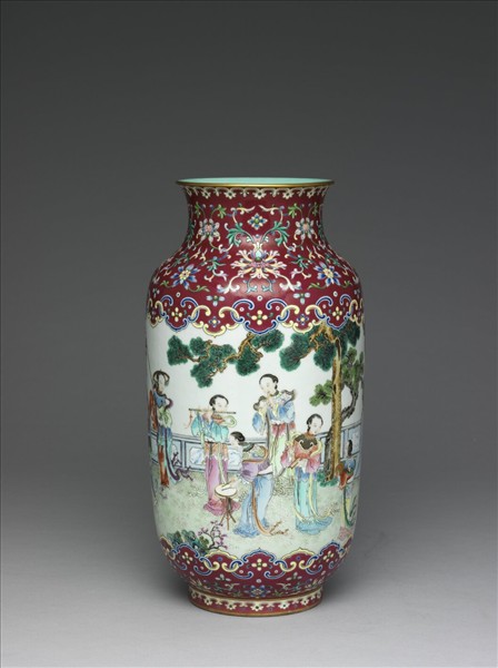 粉彩仕女奏樂圖燈籠瓶