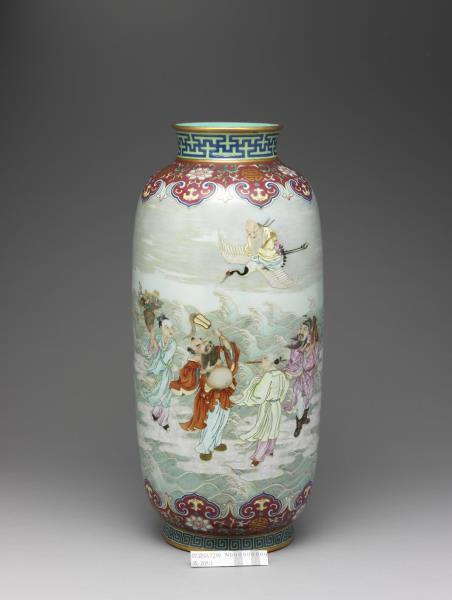 粉彩八仙祝壽圖尊