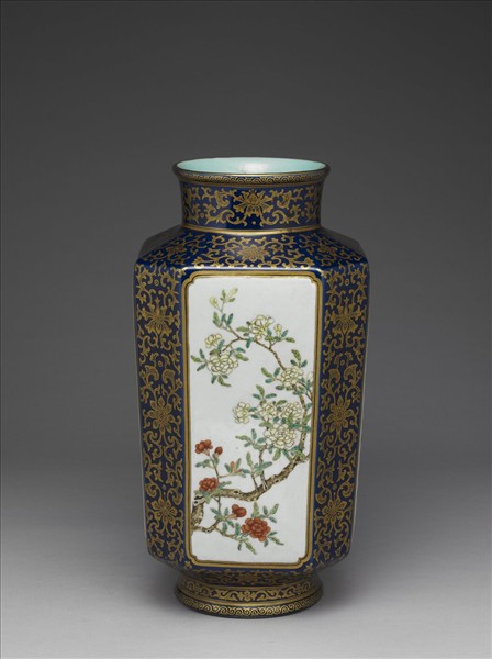 霽青釉描金開光花卉御製詩八方瓶