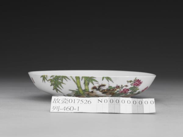 琺瑯彩月季竹石圖碟