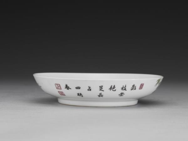 琺瑯彩月季竹石圖碟