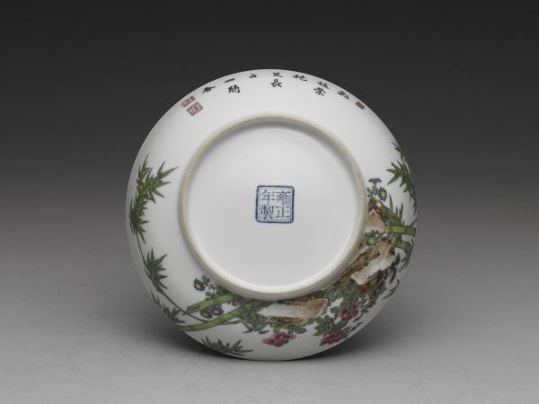 琺瑯彩月季竹石圖碟