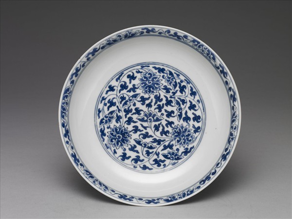 青花番蓮紋盤