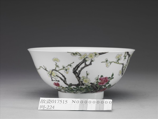 琺瑯彩眉壽長春圖碗