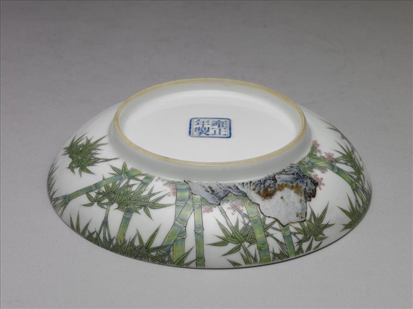 琺瑯彩竹石圖碟