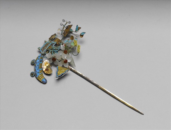 銀鍍金纍絲點翠嵌寶博古簪