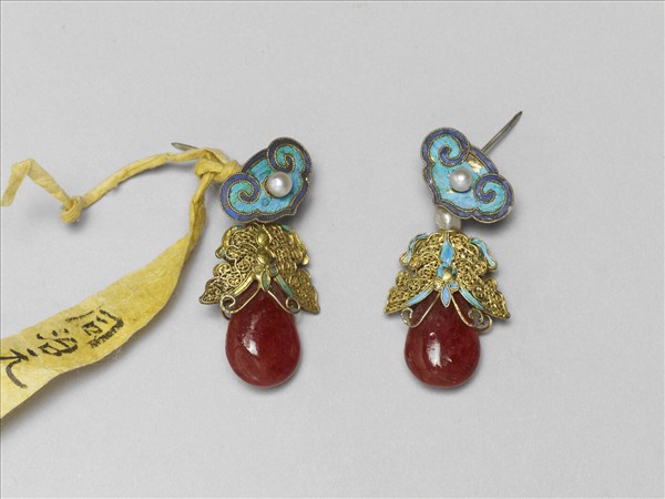 銀鍍金點翠嵌珠料石如意耳墜