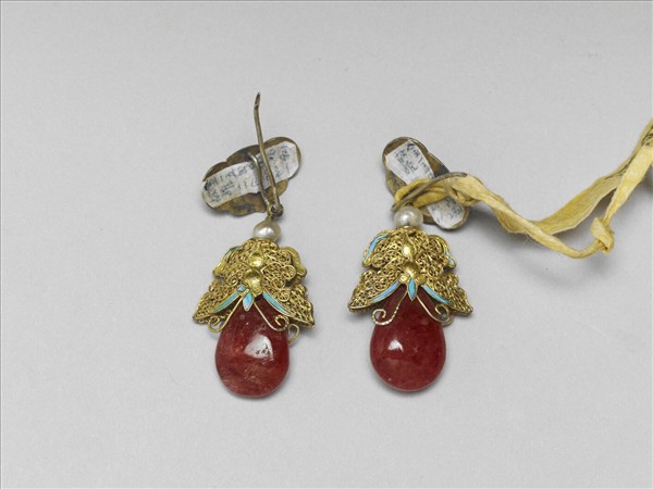 銀鍍金點翠嵌珠料石如意耳墜