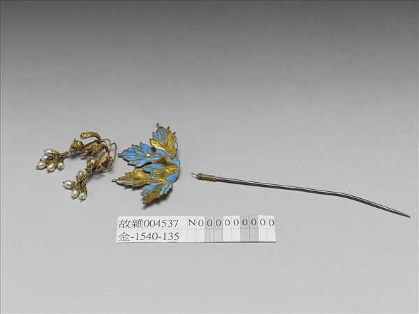 銅鍍金點翠松鼠簪