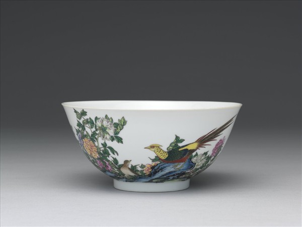 琺瑯彩瓷錦堂富貴圖碗