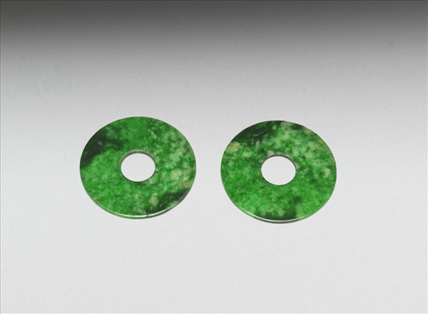 翠玉耳環（一對）