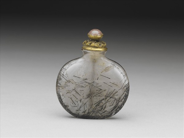 髮晶扁圓形鼻煙壺