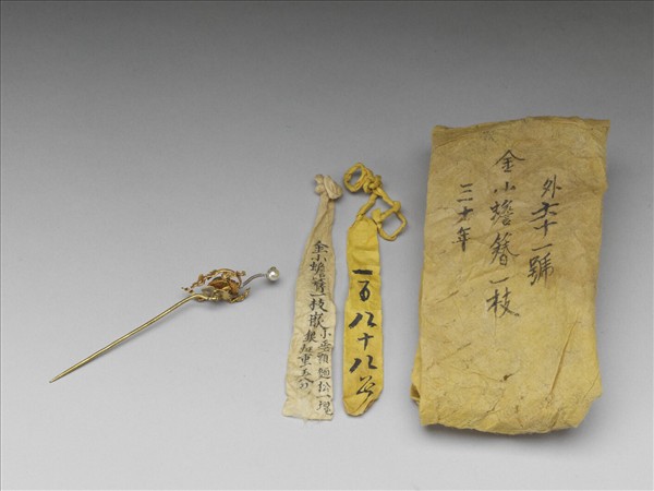 金蟾簪